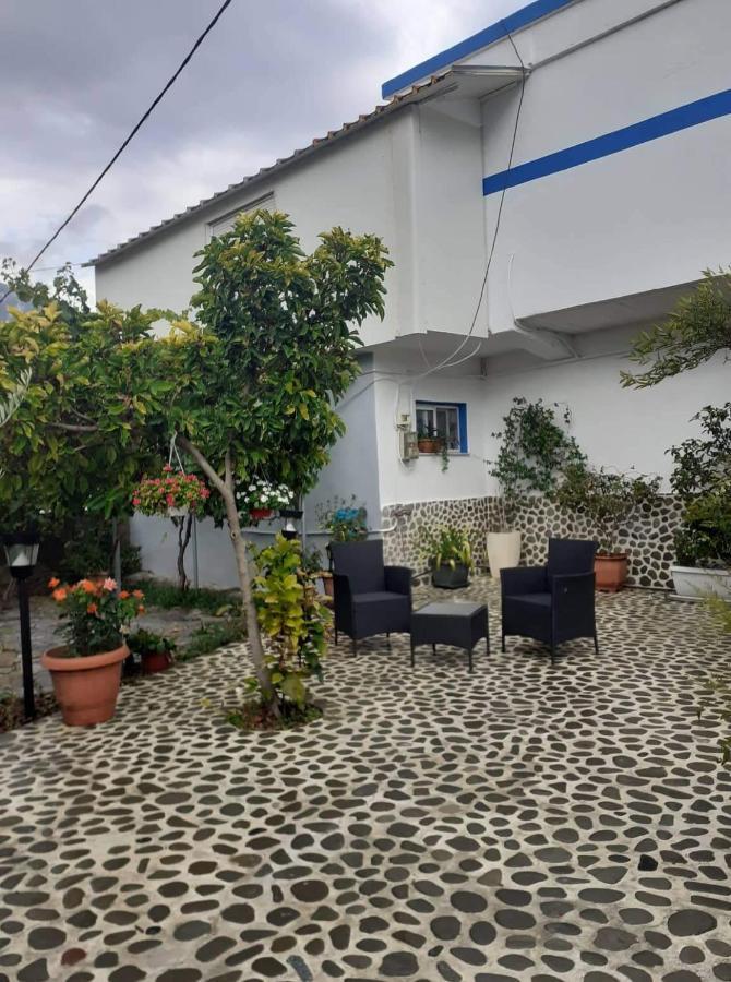 Guest House Krishen Përmet Buitenkant foto